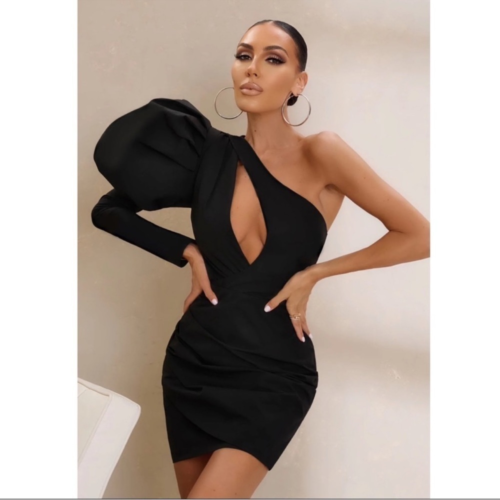 NWT Club L London Black Manhattan One Shoulder Puff Sleeve Cocktail Dress